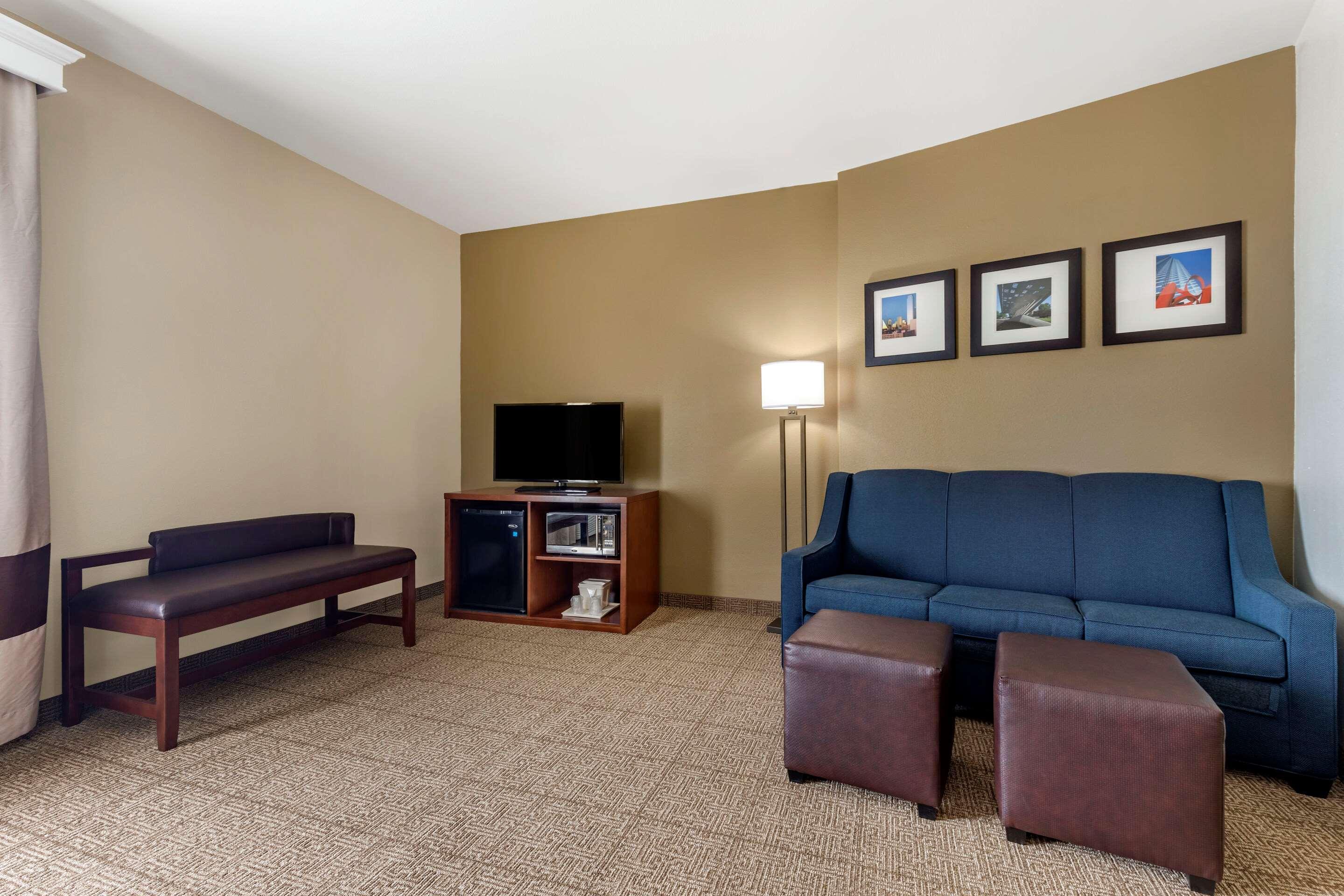 Comfort Suites West Dallas - Cockrell Hill Exteriér fotografie