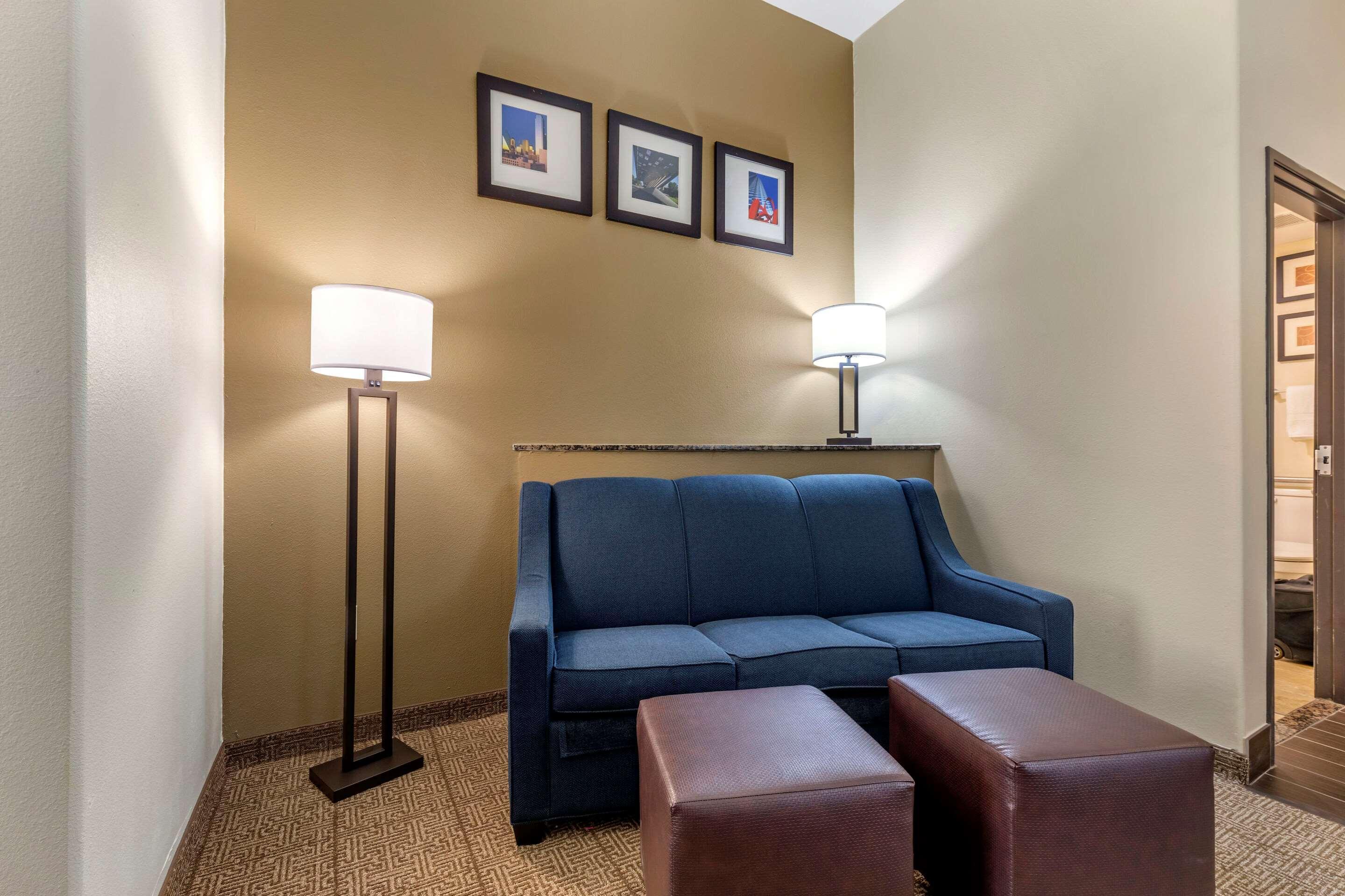 Comfort Suites West Dallas - Cockrell Hill Exteriér fotografie