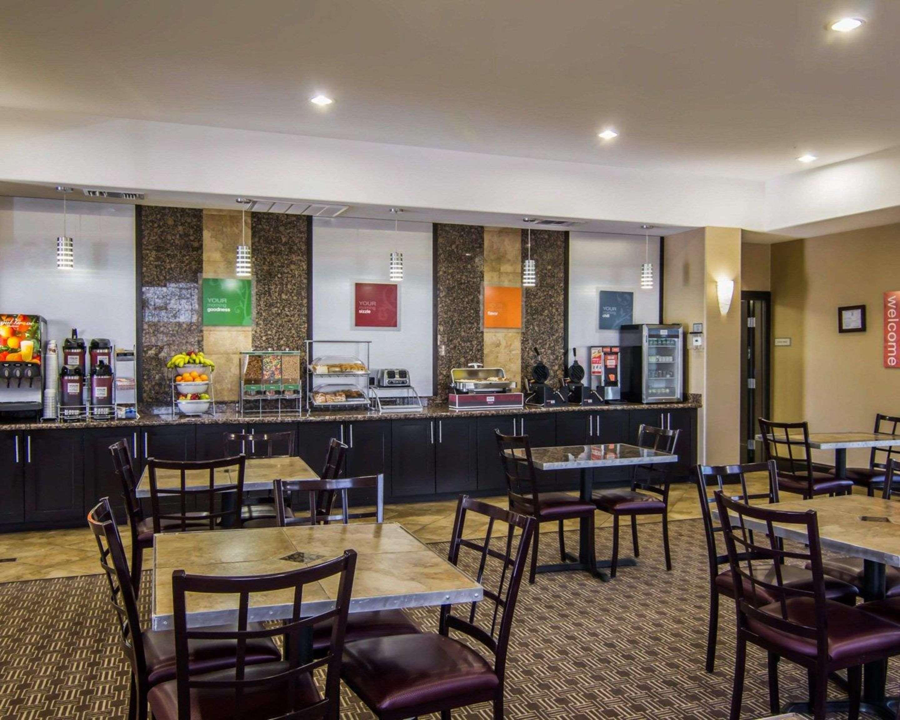 Comfort Suites West Dallas - Cockrell Hill Exteriér fotografie