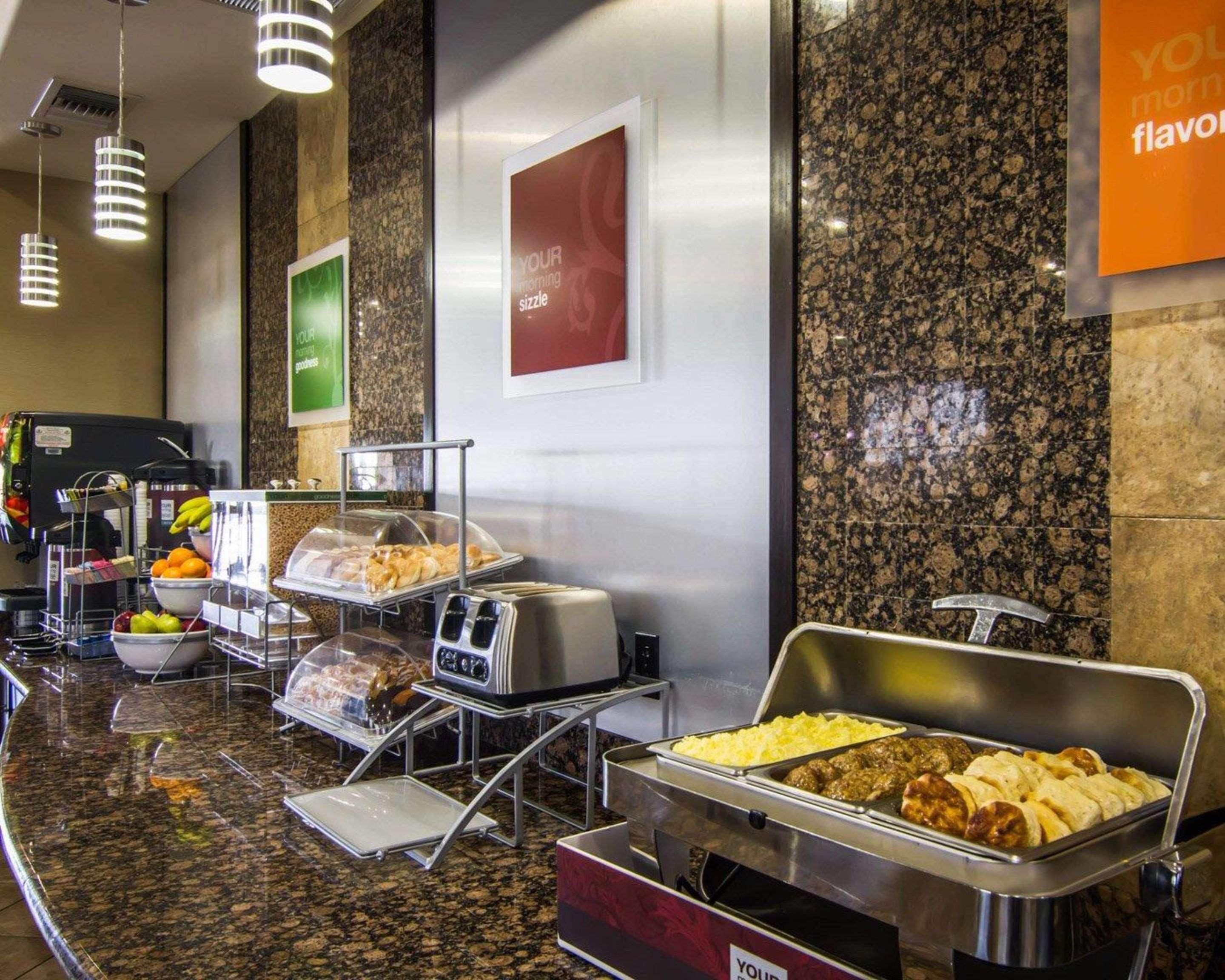 Comfort Suites West Dallas - Cockrell Hill Exteriér fotografie