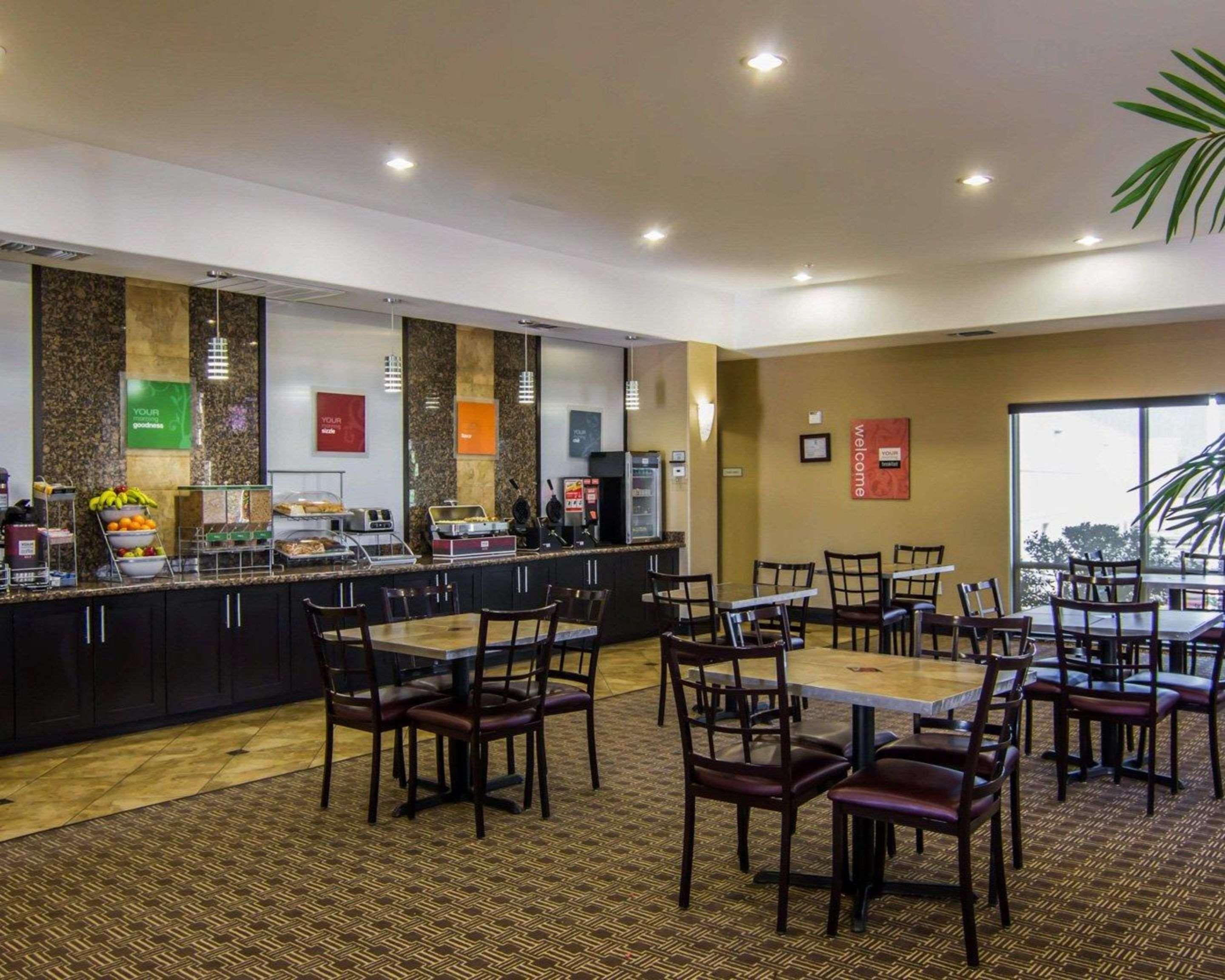 Comfort Suites West Dallas - Cockrell Hill Exteriér fotografie
