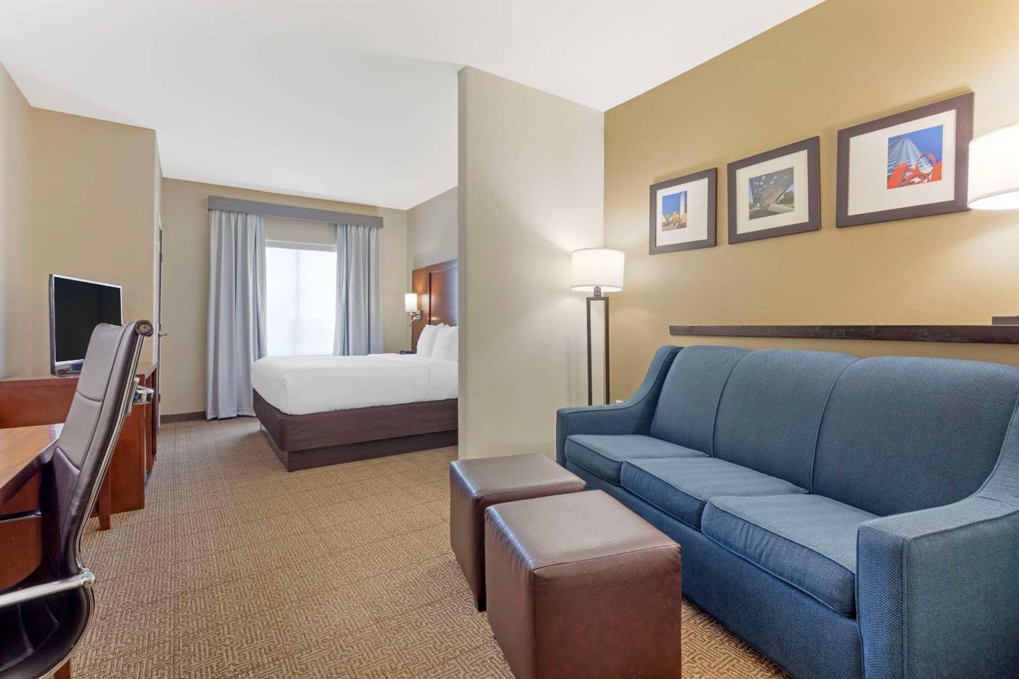 Comfort Suites West Dallas - Cockrell Hill Exteriér fotografie